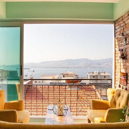 Flat With Great View And Central Location In Konak Izmir Exterior photo