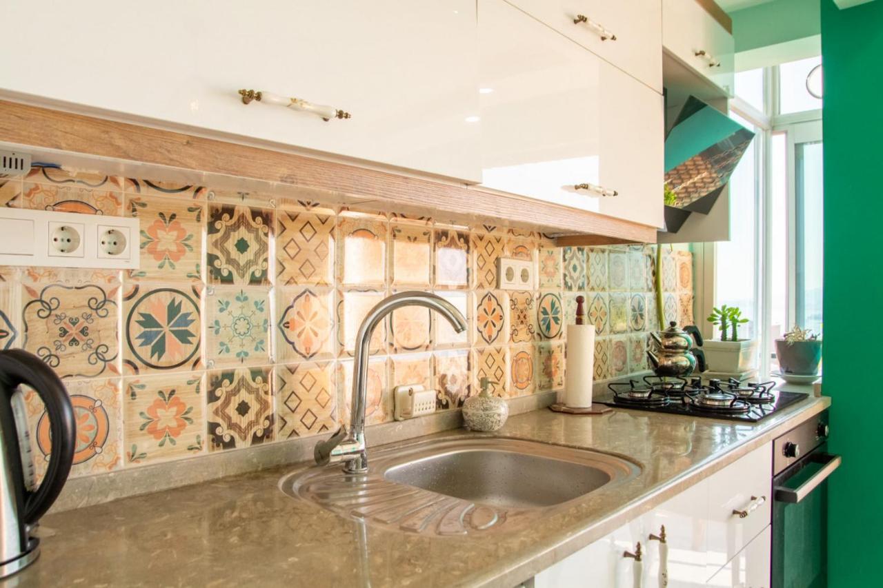 Flat With Great View And Central Location In Konak Izmir Exterior photo